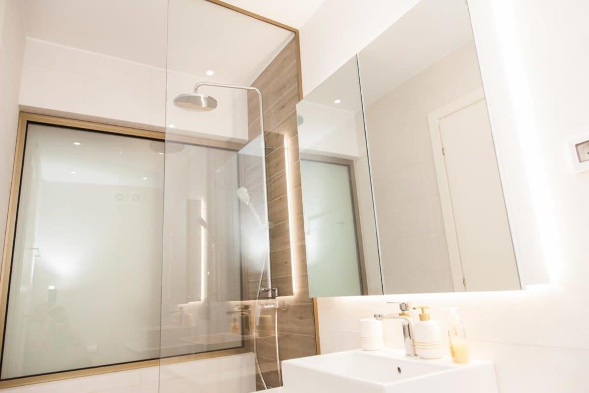 Comfortable 2 Bd Apt Near Sintagma Square Афіни Екстер'єр фото