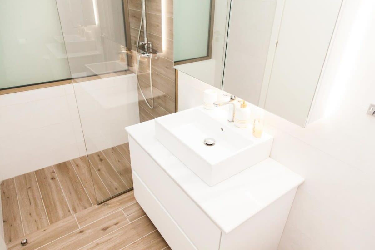 Comfortable 2 Bd Apt Near Sintagma Square Афіни Екстер'єр фото